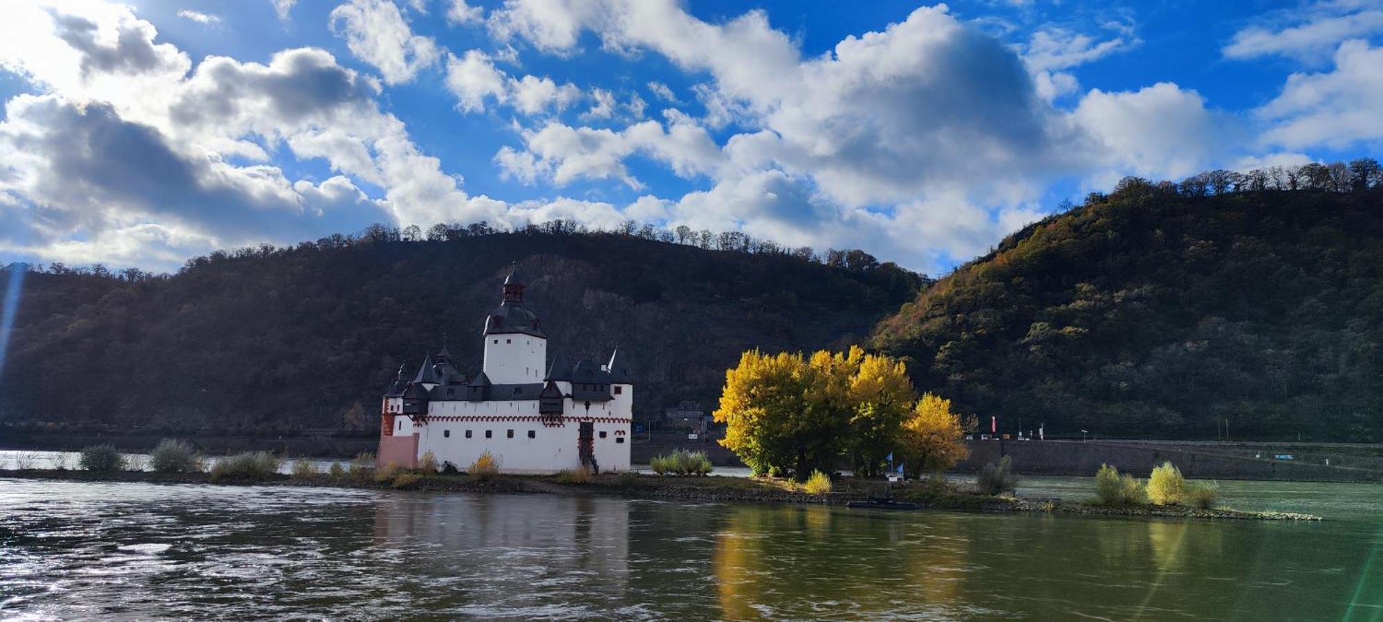 Gemuetliche Wohnung, Kueche, Bad, Netflix, Rheinblick Kaub Buitenkant foto